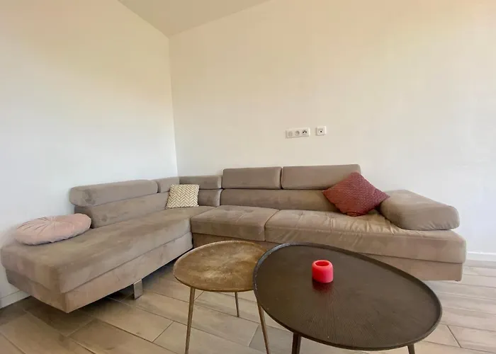 Les Terrasses D'iena - 2 Avec Parking Prive Καρκασόν