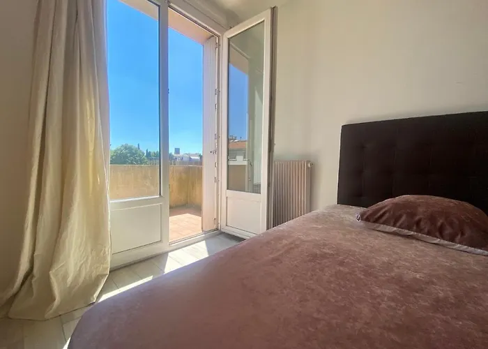 Les Terrasses D'iena - 2 Avec Parking Prive Διαμέρισμα