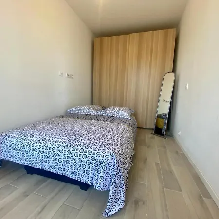 Appartement Les Terrasses D'iéna - 2 Avec Parking Privé *
